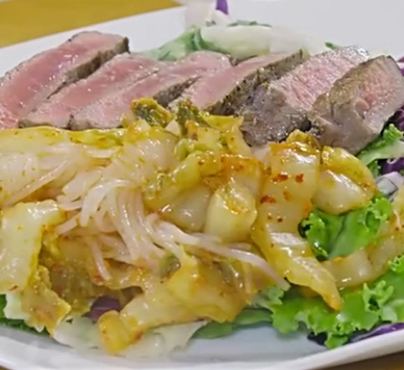 牛里脊泡菜色拉